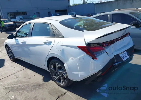 2025 Hyundai Elantra Sel Sport z USA, uszkodzony, nr VIN KMHLM4DG5SU066678